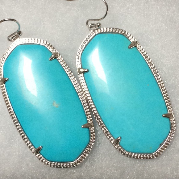 Kendra Scott Jewelry - Kendra Scott Elle Earrings